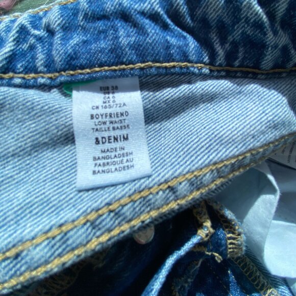 H&M Distressed Boyfriend jeans size 6 & Denim - Picture 6 of 6